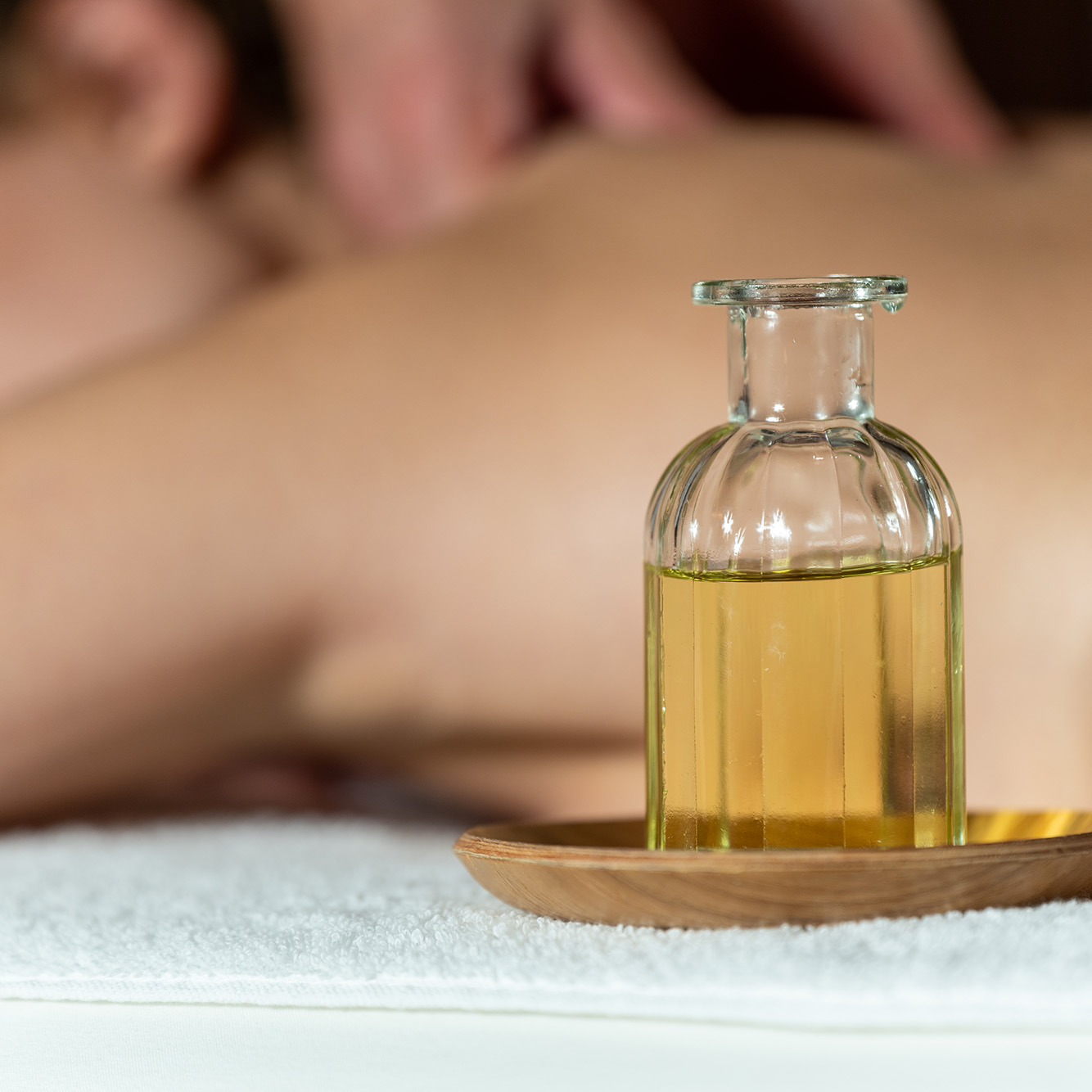 Hidratación corporal con aceites en Ana Hata belleza